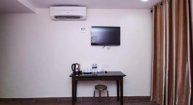 Hotel O 98inn, Rezerwuj Hotel Hotele w Sarawak z parkingiem, Parking