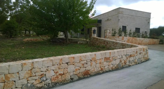 Villetta in pietra, Rezervați Hotel Hoteluri în Bari Province cu parcare, Parcare