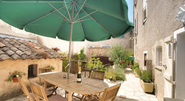 Апартаменты Le Jardin du Village - Valbonne