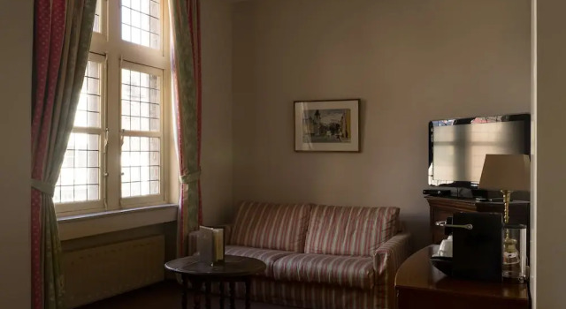 Номер Deluxe Hotel Duc De Bourgogne