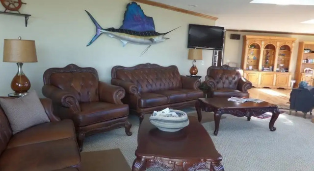 9 Iron Inn, Забронировать Отель Камбрия San Luis Obispo County, рядом с San Simeon Nature Preserve