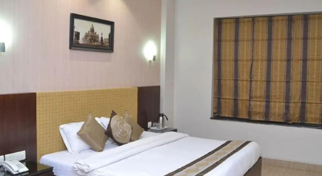 Hotel Shrinath Inn, Reservar Hotel Jhansi Índia