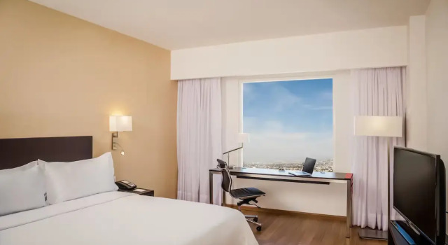 Полулюкс Fiesta Inn Queretaro Centro Sur