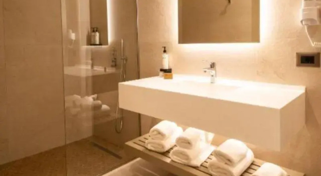 Двухместный номер Standard с балконом и с видом на море JOST Caravel Hotel