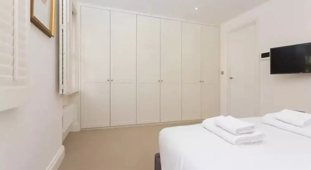 Luxury 3 Bed Town House in Angel, Забронировать Отель Отели Лондона 4 звезды, рядом с Театр Almeida, 4*