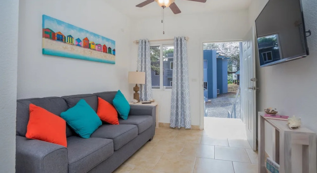 Bella Caribbean 2 Bedroom Condo by Redawning, Book Hotel 4-stjernede hoteller i Roatan, 4*