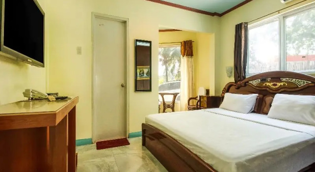 Двухместный люкс Standard Cebu Hilltop Hotel