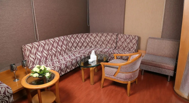 Hotel Amar Vilas Indore, Забронировать Отель Джей-Нагар Индаур