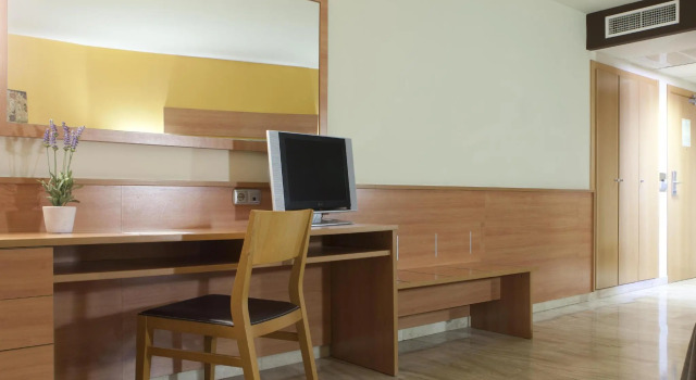 Двухместный номер Standard Hotel SB Express Tarragona