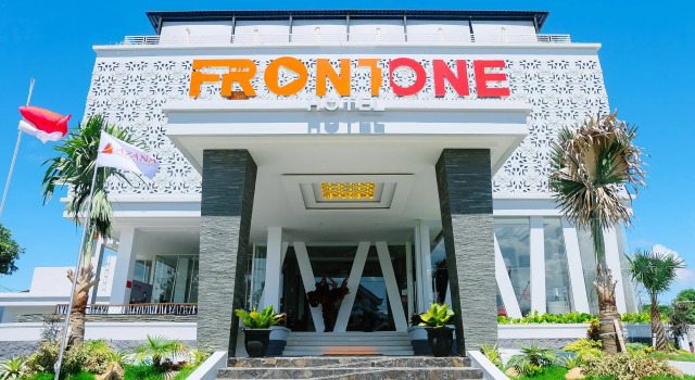 Front One Hotel Pamekasan Madura