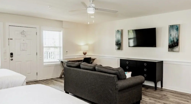 Saltwater Suites, Забронировать Отель Холли Ридж Северная Каролина