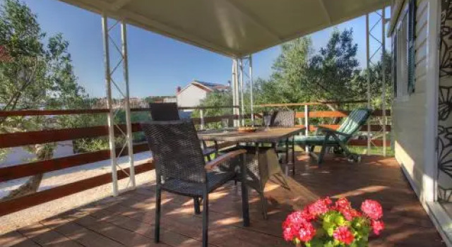 Apartments Irena, Забронировать Апартаменты/квартира Езера Murter Island