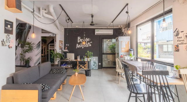 Полулюкс Deluxe Beige Poshtels + Netflix