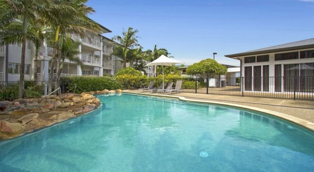 Resort On The Beach 7125/26
