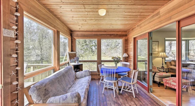 Peaceful Chilmark Farmhouse by Menemsha Beach, Book Vacation Home Chilmark Martha's Vineyard