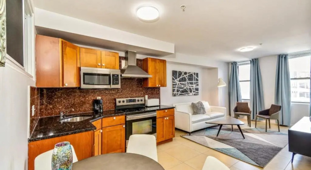 Апартаменты Forget the Hotel and Stay in Style in a 2bd Apt