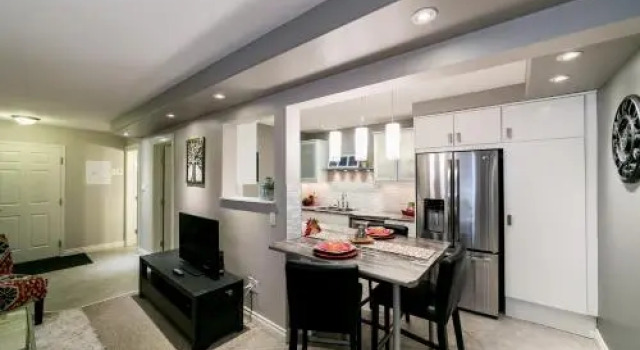 McKinnon Pointe #107, Prenota Hotel Hotel a Alberta con parcheggio, Parcheggio