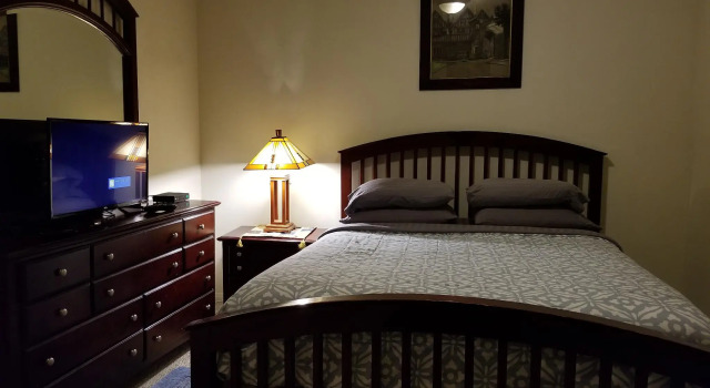 Четырёхместный люкс с 2 комнатами Sacred Mtn River Suites