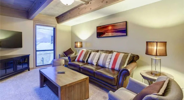 1120 Empire Avenue - Unit A 3 Bedroom Condo, Забронировать Дом для отпуска Коттеджи Парк-Сити, рядом с Горнолыжный подъемник First Time Lift, Коттедж