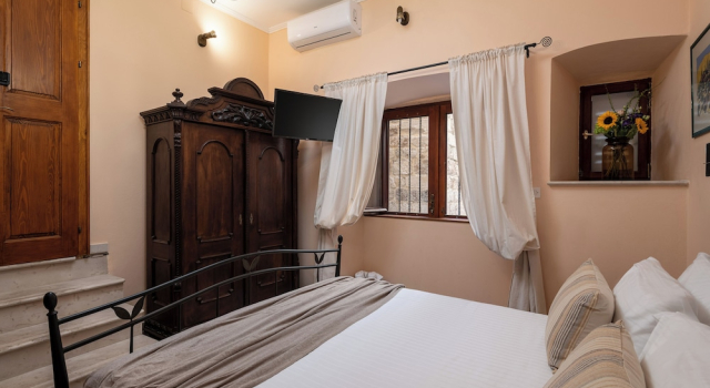 Antaeus Residence