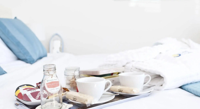 Avon Beach Bed and Breakfast, Varaa Hotelli Christchurch Dorset