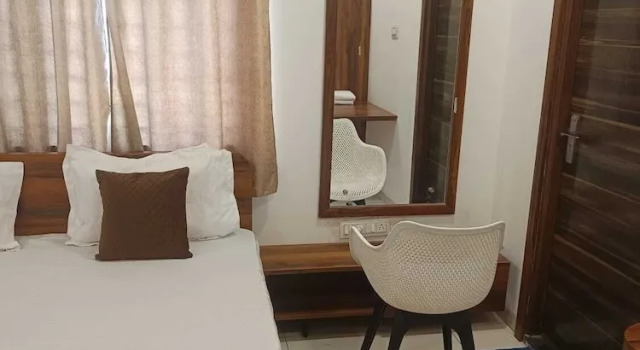 Vaatsalya Rooms