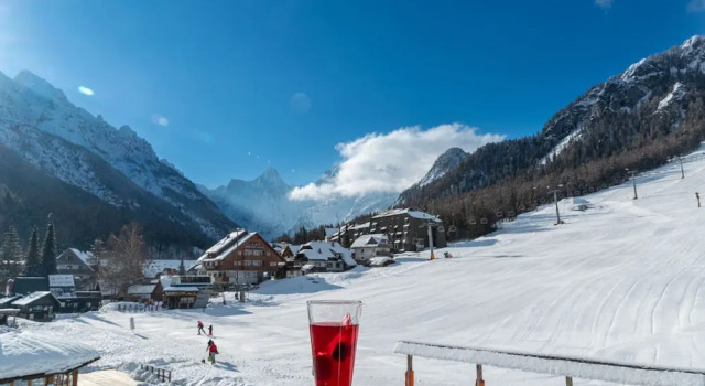 Номер Superior с балконом Ramada Resort Kranjska Gora