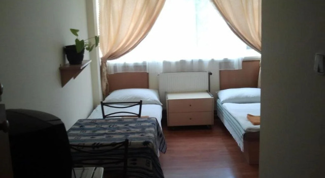 Kispesti Red Star Hotel, Varaa Hotelli Budapest Budapest