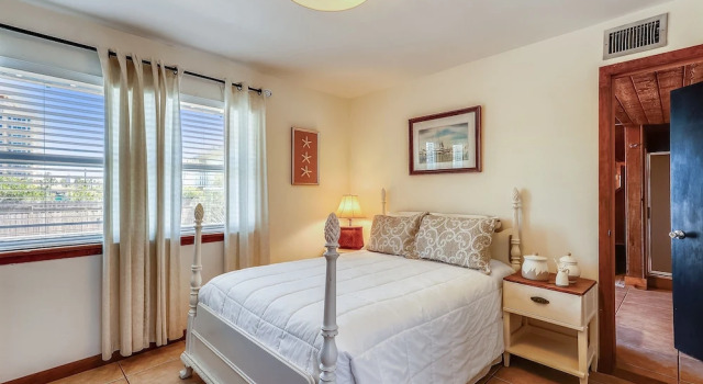 Коттедж с 5 комнатами The Other Castle 5 Bedroom Home by RedAwning