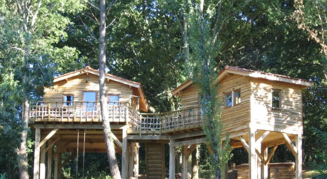 Коттедж Les Cabanes du Tertre
