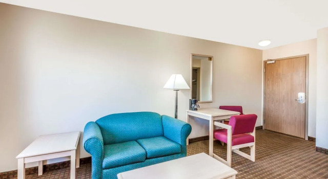 Двухместный люкс Super 8 by Wyndham Liverpool/Clay/Syracuse Area