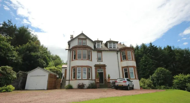 Braemount House