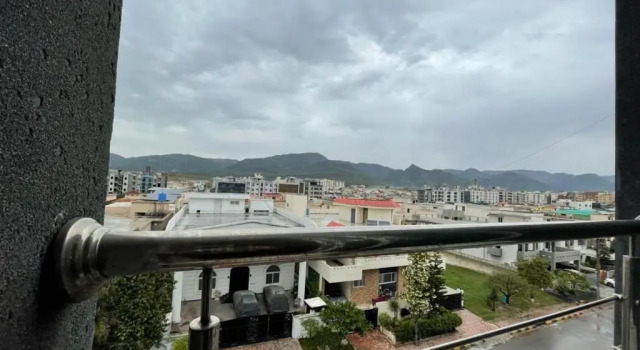 3 Bedroom House in main blue area f-6, Book Apartment Hotels in Islamabad with Parking, Parking
