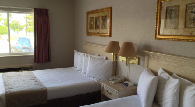 Parkside Inn Bridgeview