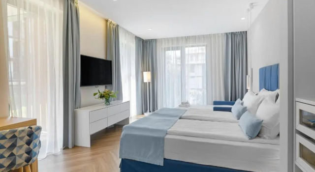 Семейный номер Standard с видом на парк Viva Mare Beach Hotel by Santa Marina