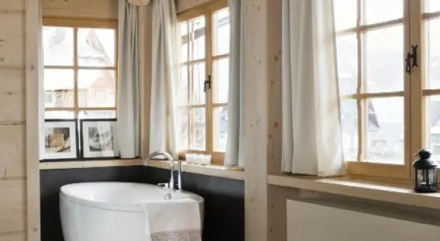 Villa Miodula, Book Villa Hoteller i Lillepolen med parkering, Parkering