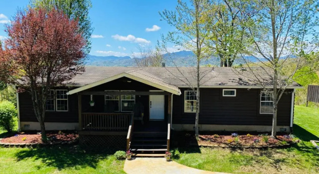 Коттедж Mountain View Retreat