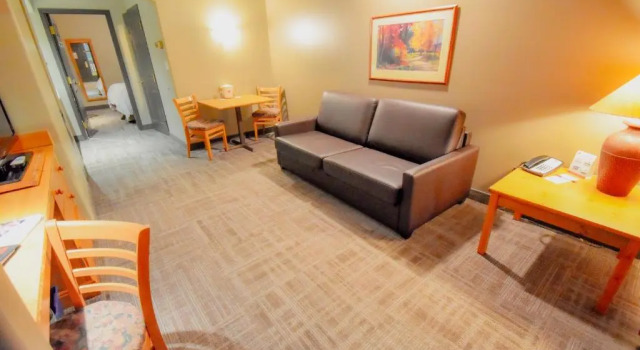 Люкс Canad Inns Destination Centre Portage la Prairie