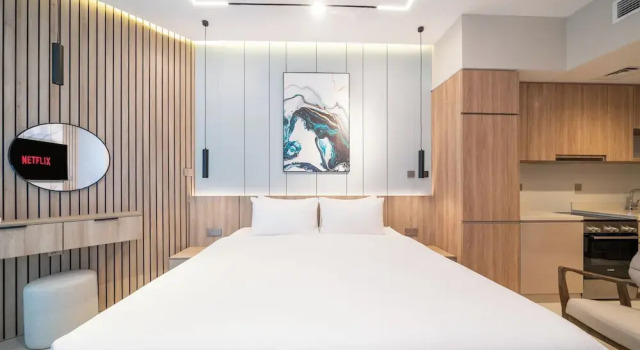 Студия Live in Luxury Studio at Urban Oasis Residences