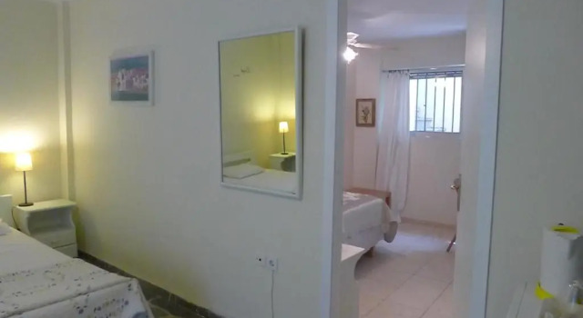 St. Thomas Bed and Breakfast, Забронировать Отель Отели Пайания с бассейном, Бассейн