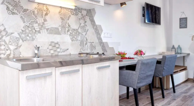 Апартаменты с балконом Anchor Apartments