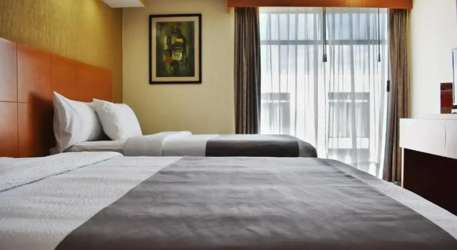 Номер Standard La Posada Hotel y Suites