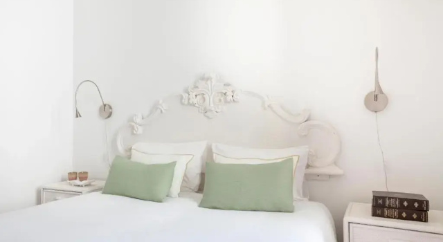Апартаменты Alfama Amazing Scenic River and City View Charming apartment With 2 bedrooms and AC 19th Century Building
