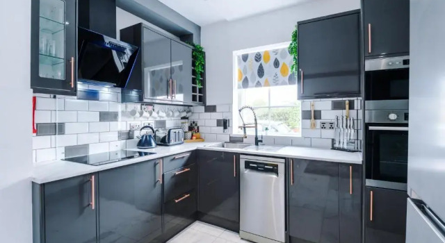 Коттедж Families Only - Pet Friendly sleeps 6 maximum NO PARTIES