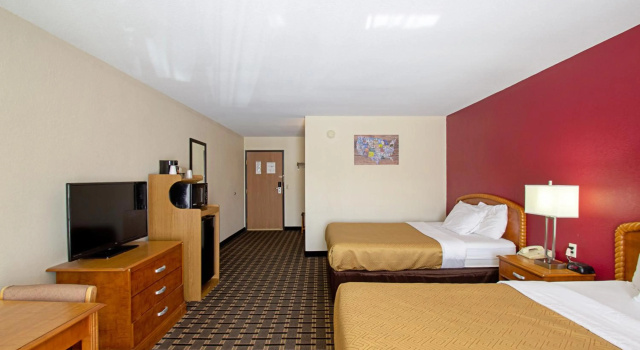 Econo Lodge Inn & Suites Wisconsin Dells, Boek Hotel Wisconsin Dells The Dells