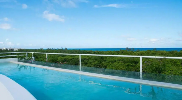 Люкс Great Location Ocean View Suite Outdoor Infinity Pool 2 Double beds by Mint