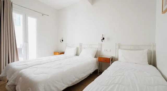 Трёхместный номер Standard с балконом Margarita Rooms
