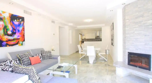 1093 modern beach apartment , huge terrace , bbq, Забронировать Апартаменты/квартира Марбелья Коста-дель-Соль, рядом с Playa de Artola
