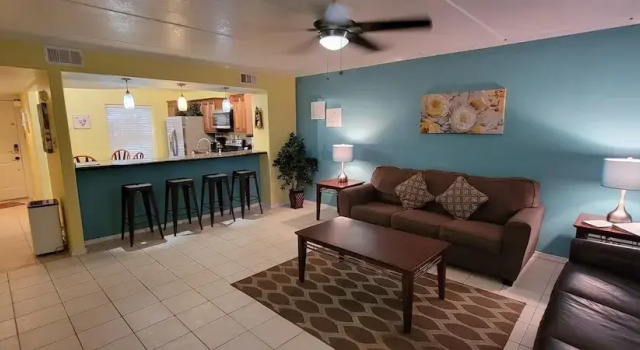 Clean Updated Condo w/ Pool 1/2 a Block to Beach 2 Bedroom Home by Redawning