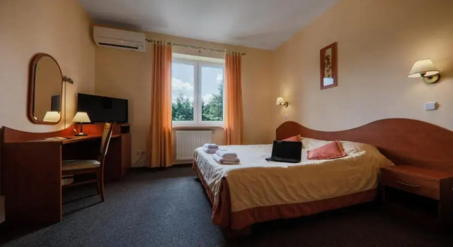 Апартаменты Hotel Restauracja Leliwa